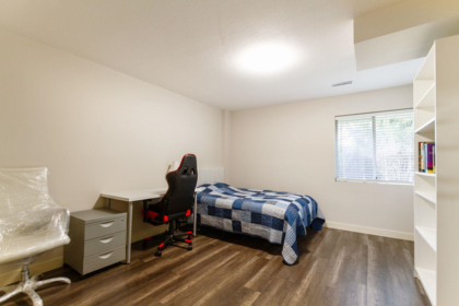 Mudroom Photo of 21 32615 Murray Avenue, Abbotsford, BC