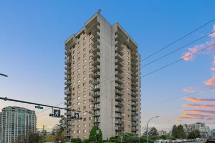1906 145 St. Georges Avenue, North Vancouver, BC, North Vancouver — Apartment/Condo for sale