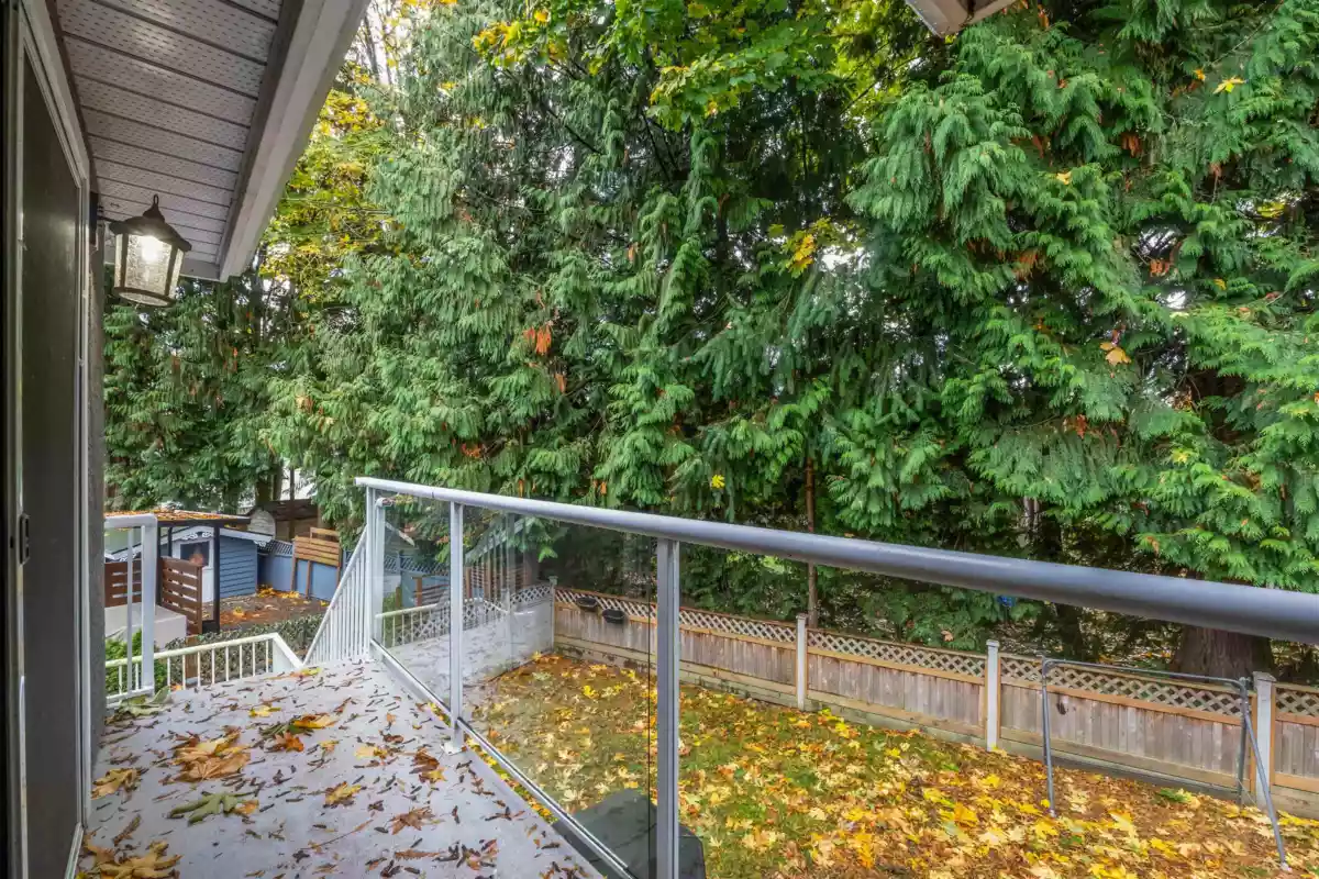 Basement Recreation Room Photo of 16080 108a Avenue, Surrey, BC