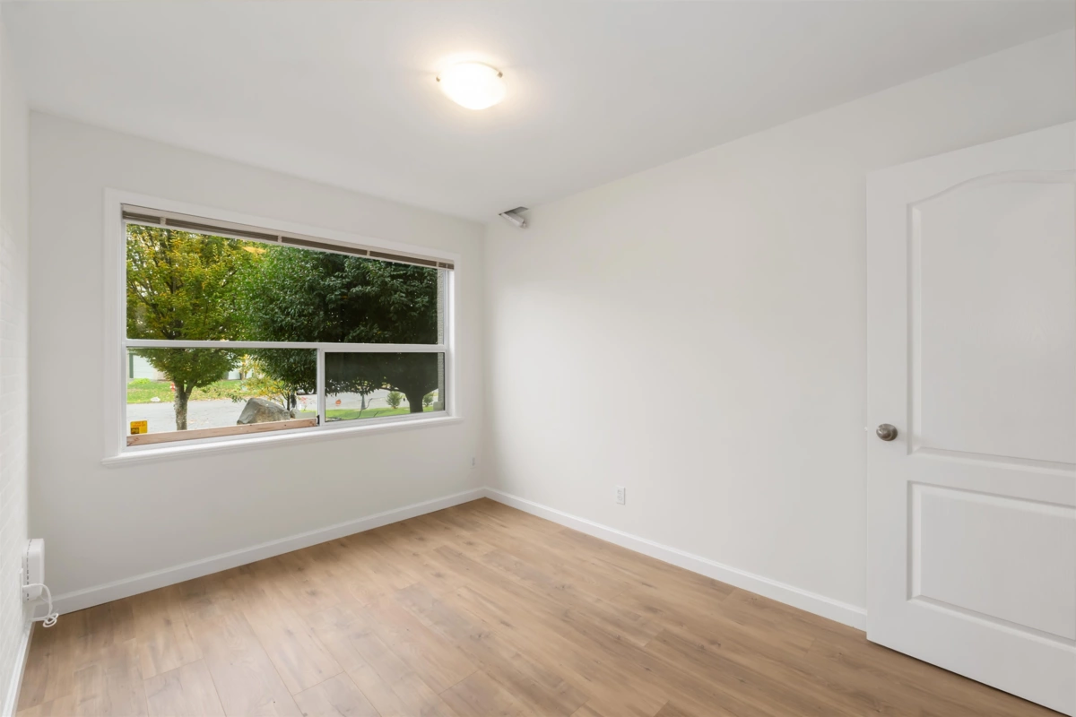 Family Room Photo of 16080 108a Avenue, Surrey, BC