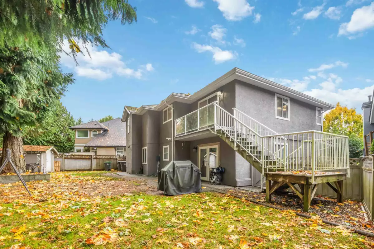 Outdoor Patio Photo of 16080 108a Avenue, Surrey, BC