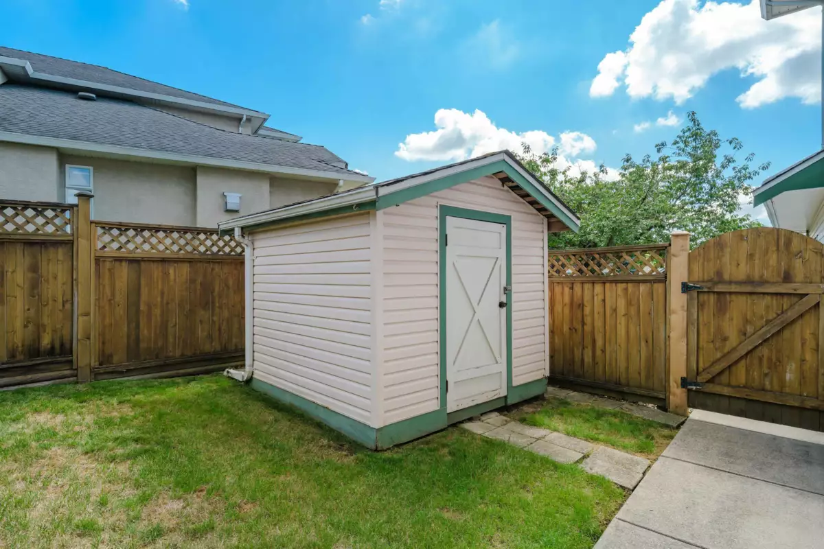 Outdoor Kitchen Photo of 8165 154 Street, Surrey, BC