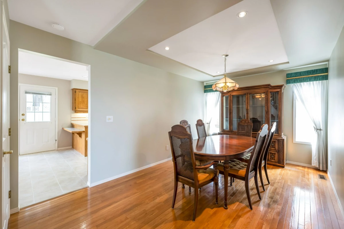 Primary Bathroom Photo of 8165 154 Street, Surrey, BC