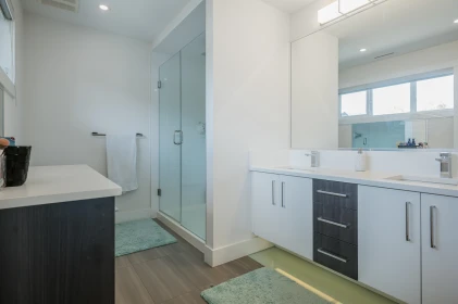 Mudroom Photo of 16 15177 60 Avenue, Surrey, BC