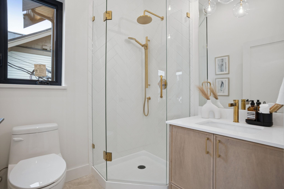 Bedroom 2 Photo of 1917 3rd Avenue, Vancouver, BC