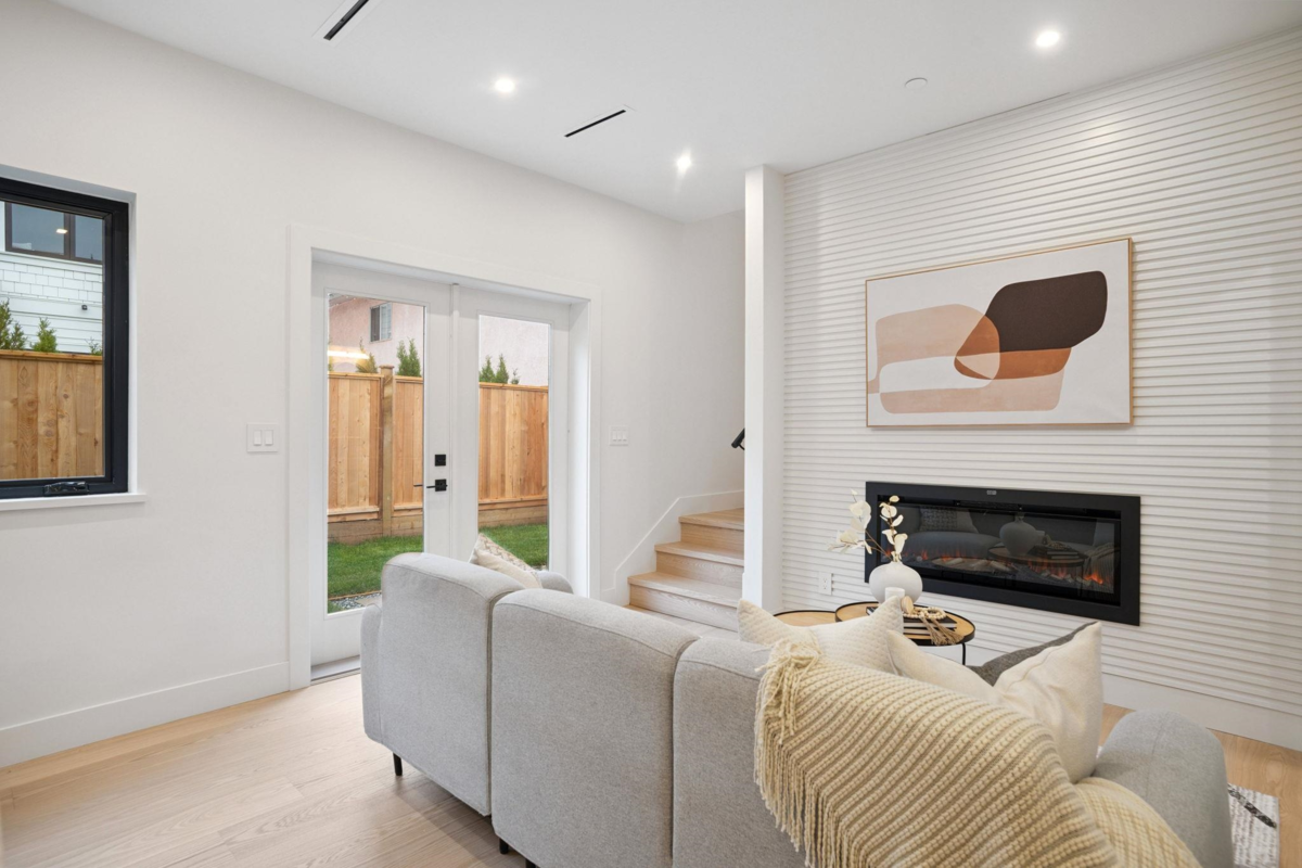 Exterior Rear Photo of 1917 3rd Avenue, Vancouver, BC