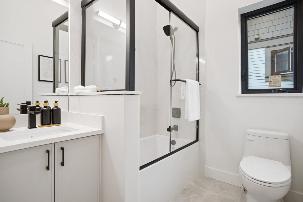 Guest Bathroom Photo of 1917 3rd Avenue, Vancouver, BC