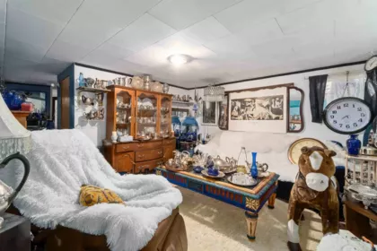 Hallway Photo of 5735 Earles Street, Vancouver, BC