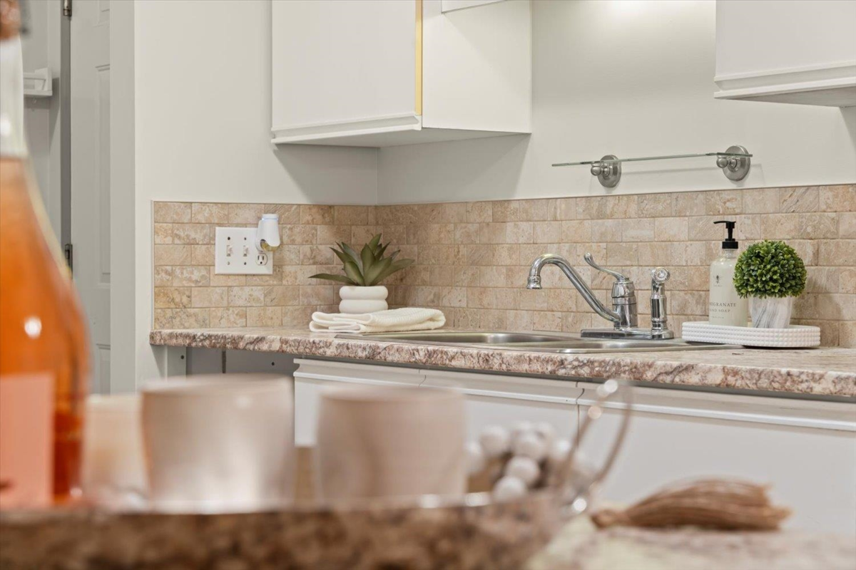 Primary Bedroom Photo of 106 7694 Evans Road, Chilliwack, BC