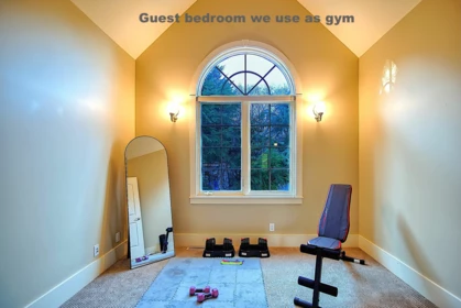 Basement Recreation Room Photo of 6560 N Gale Avenue, Sechelt, BC