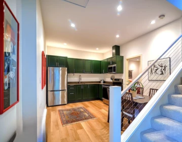 Entry Foyer Photo of 6560 N Gale Avenue, Sechelt, BC