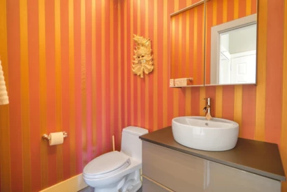 Laundry Room Photo of 6560 N Gale Avenue, Sechelt, BC