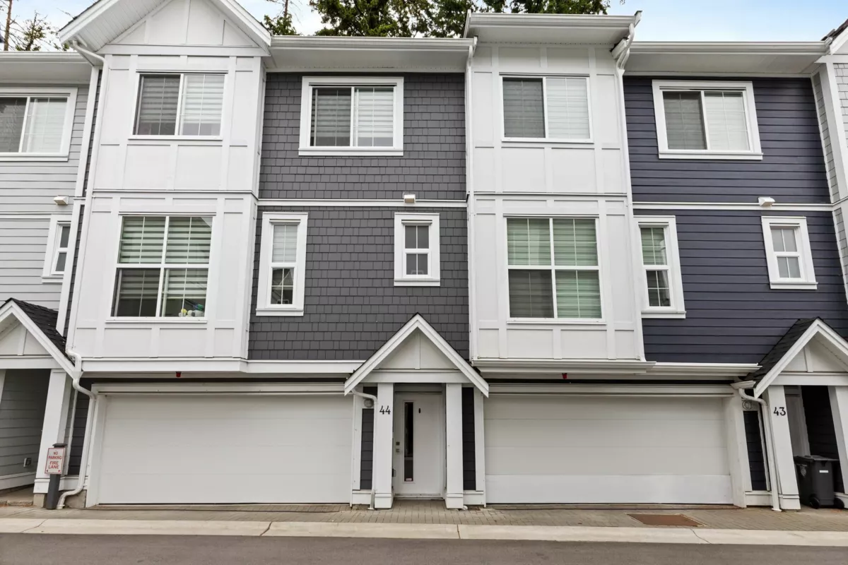 Dining Area Photo of 44 20321 80 Avenue, Langley, BC