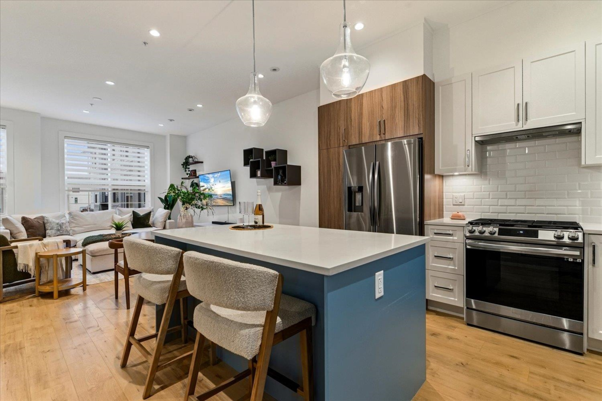 Entry Foyer Photo of 44 20321 80 Avenue, Langley, BC