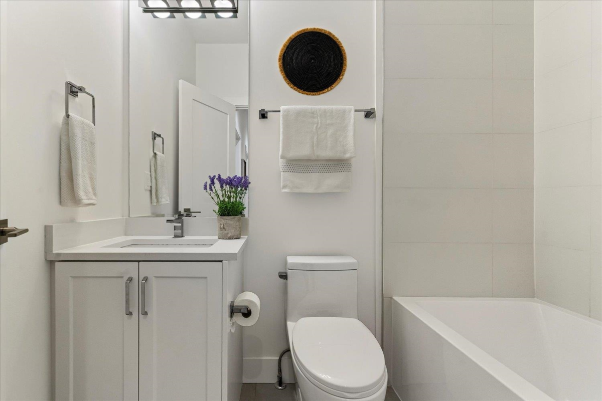 Neighborhood Park Photo Near 44 20321 80 Avenue, Langley, BC