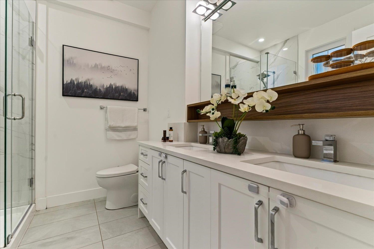 Swimming Pool Photo of 44 20321 80 Avenue, Langley, BC