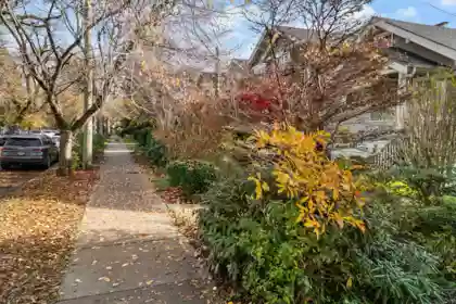 2240 E 6th Avenue, Vancouver, BC, Vancouver — Single Family Residence for sale