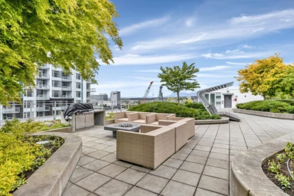 Swimming Pool Photo of 601 8833 Hazelbridge Way, Richmond, BC