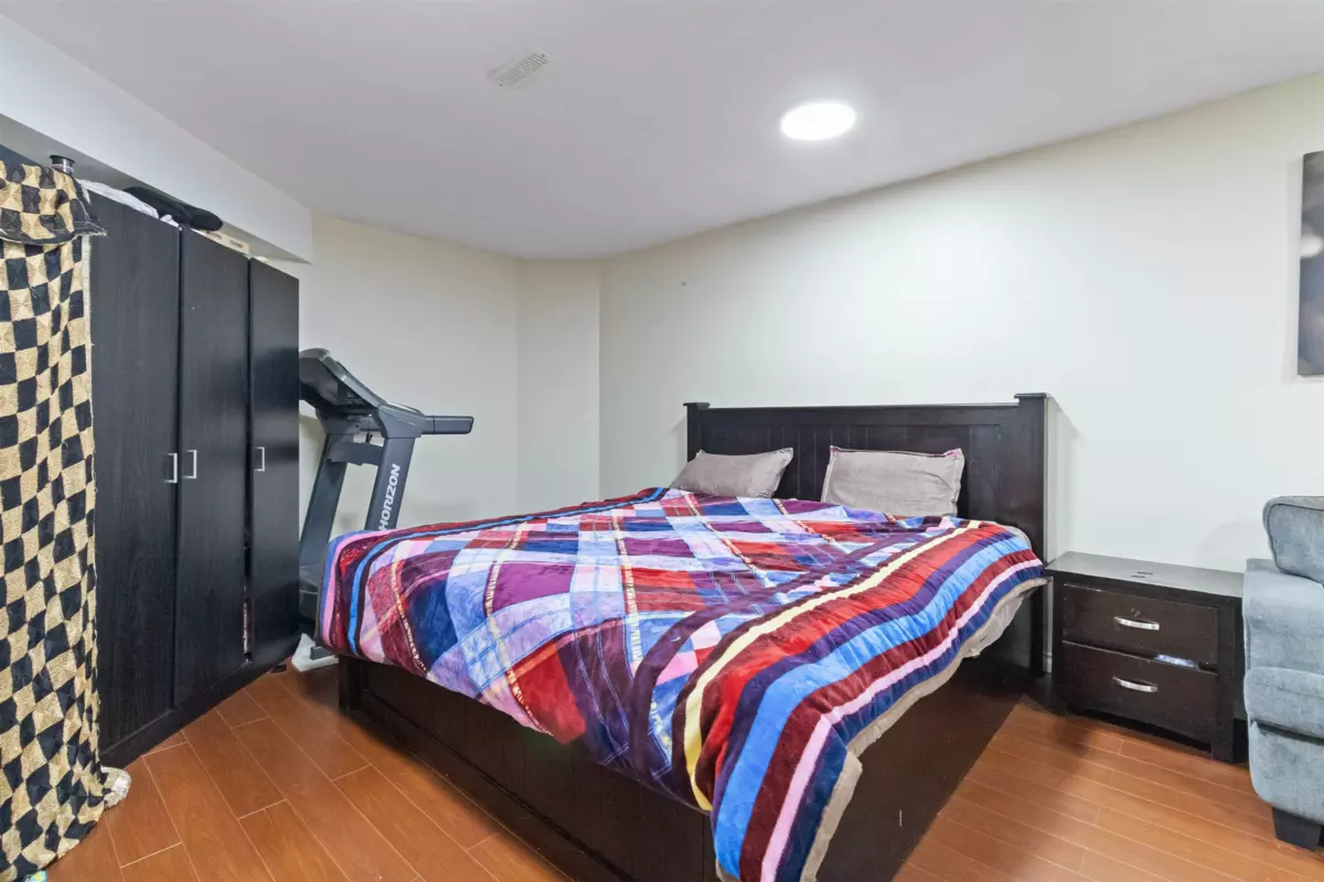 Entry Foyer Photo of 200 3160 Townline Road, Abbotsford, BC