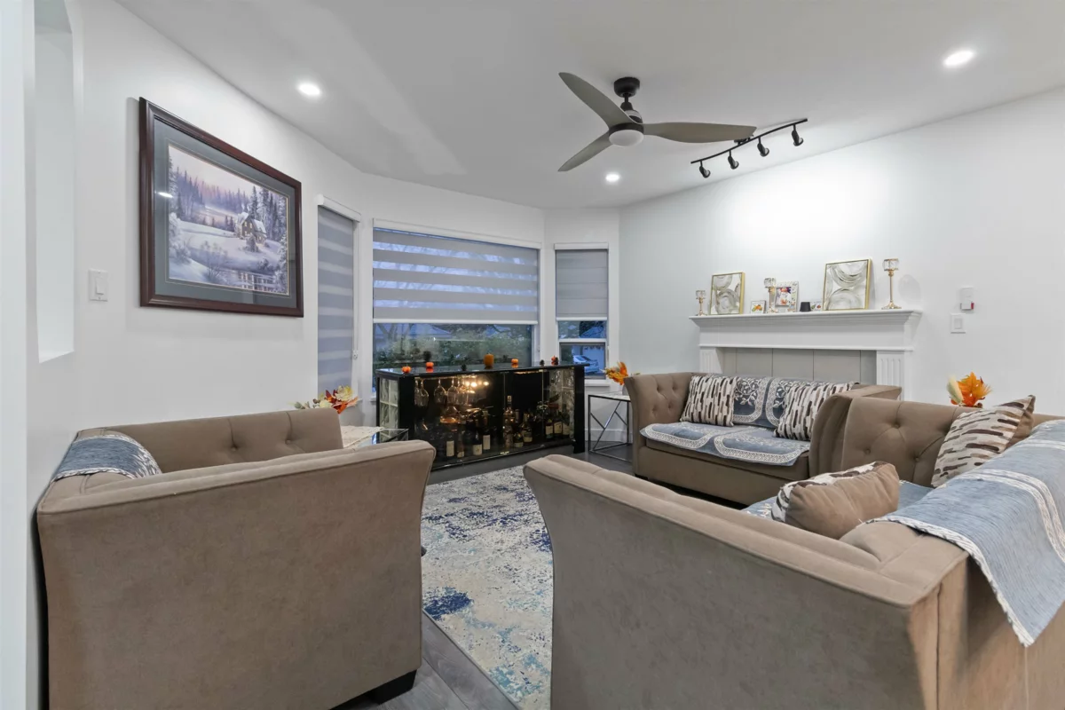 Family Room Photo of 200 3160 Townline Road, Abbotsford, BC