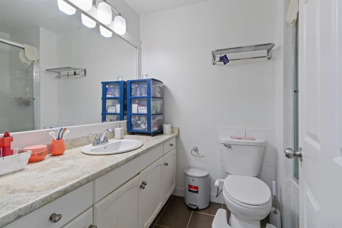 Laundry Room Photo of 200 3160 Townline Road, Abbotsford, BC