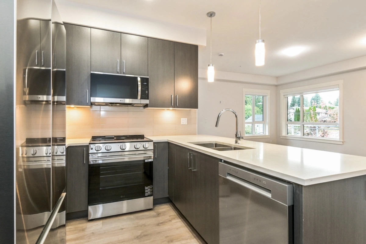 Breakfast Nook Photo of 306 33886 Pine Street, Abbotsford, BC