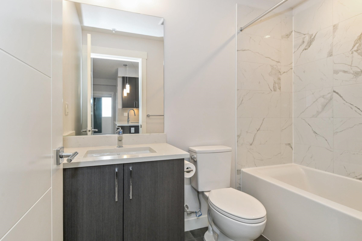 Guest Bathroom Photo of 306 33886 Pine Street, Abbotsford, BC