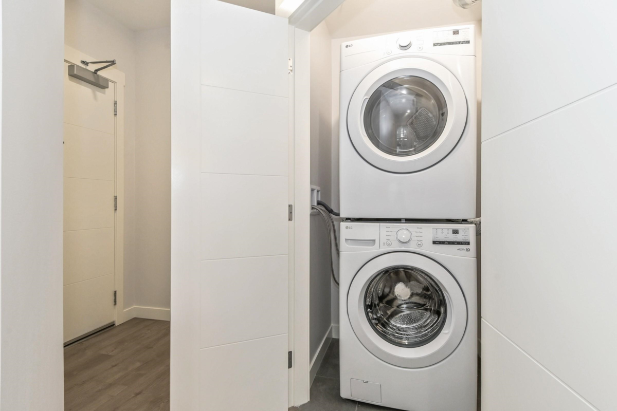 Powder Room Photo of 306 33886 Pine Street, Abbotsford, BC