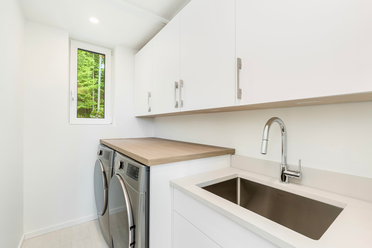 Garage Interior Photo of 971 Marine Drive, Gibsons, BC