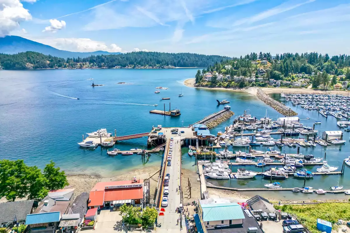Hot Tub / Spa Photo of 971 Marine Drive, Gibsons, BC