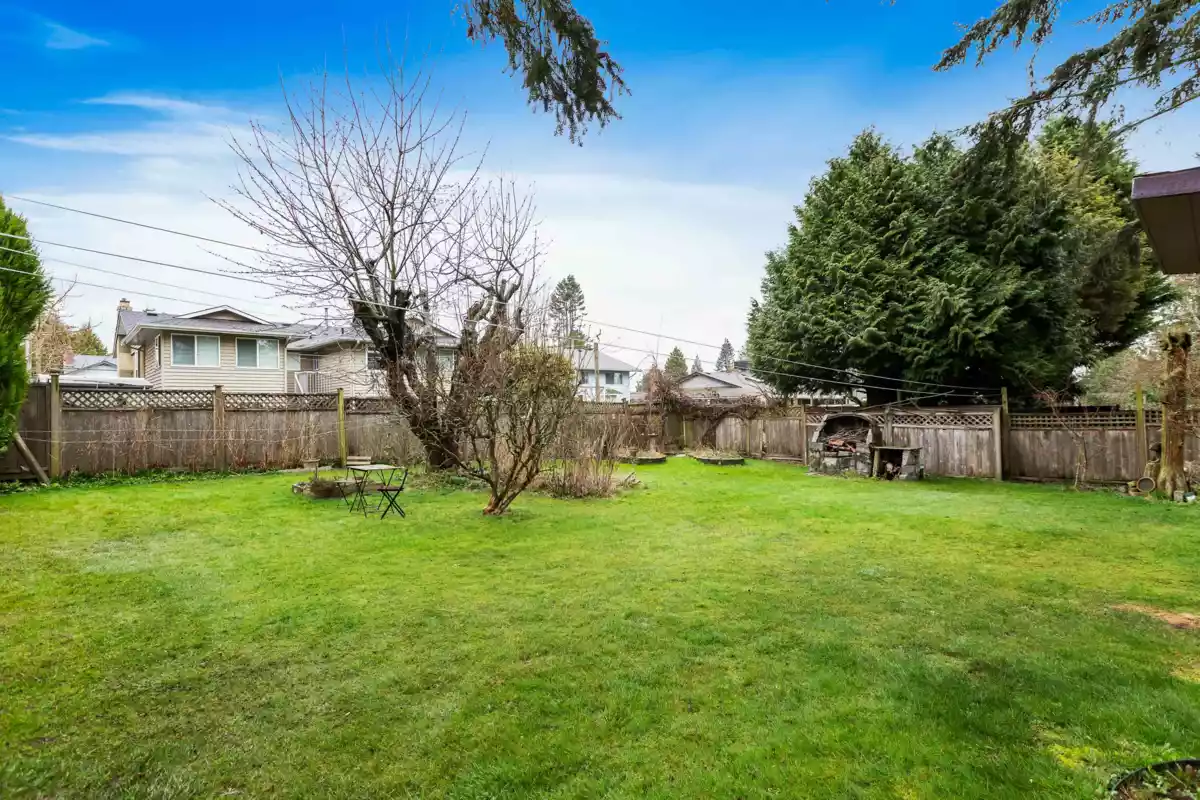 Neighborhood Park Photo Near 1430 Maple Street, White Rock, BC