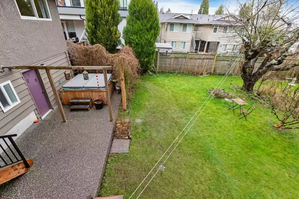 Swimming Pool Photo of 1430 Maple Street, White Rock, BC