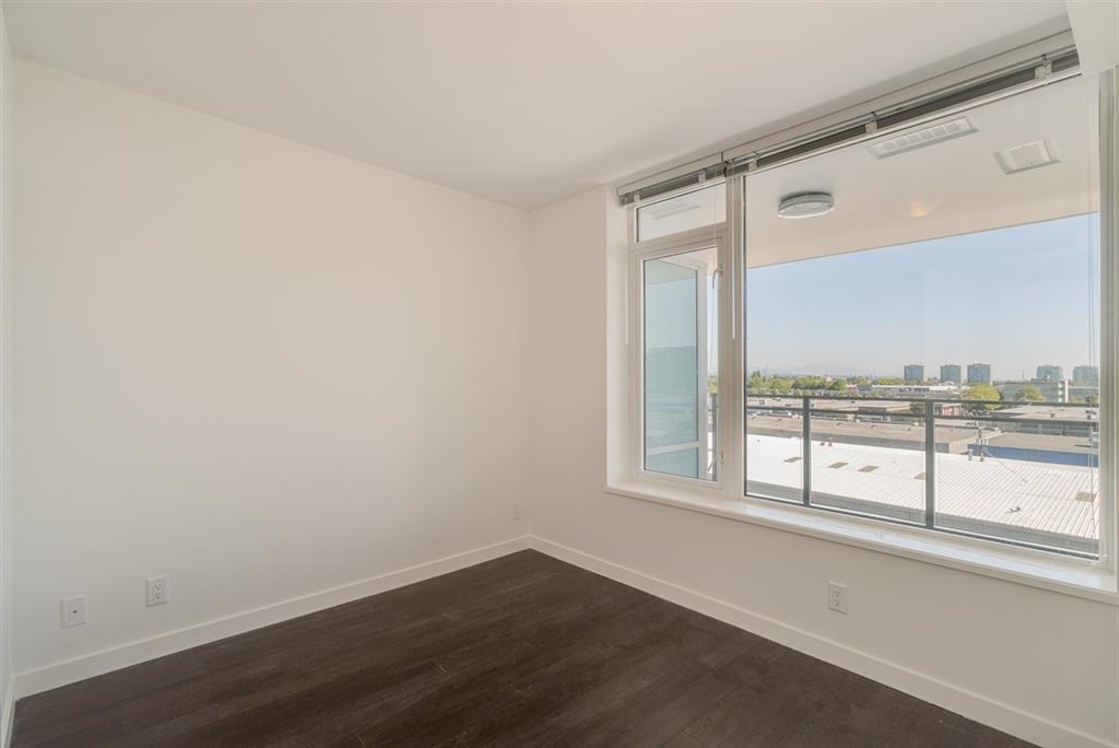 Dining Area Photo of 703 5619 Cedarbridge Way, Richmond, BC