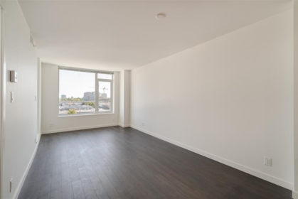 703 5619 Cedarbridge Way, Richmond, BC, Richmond — Apartment/Condo for sale