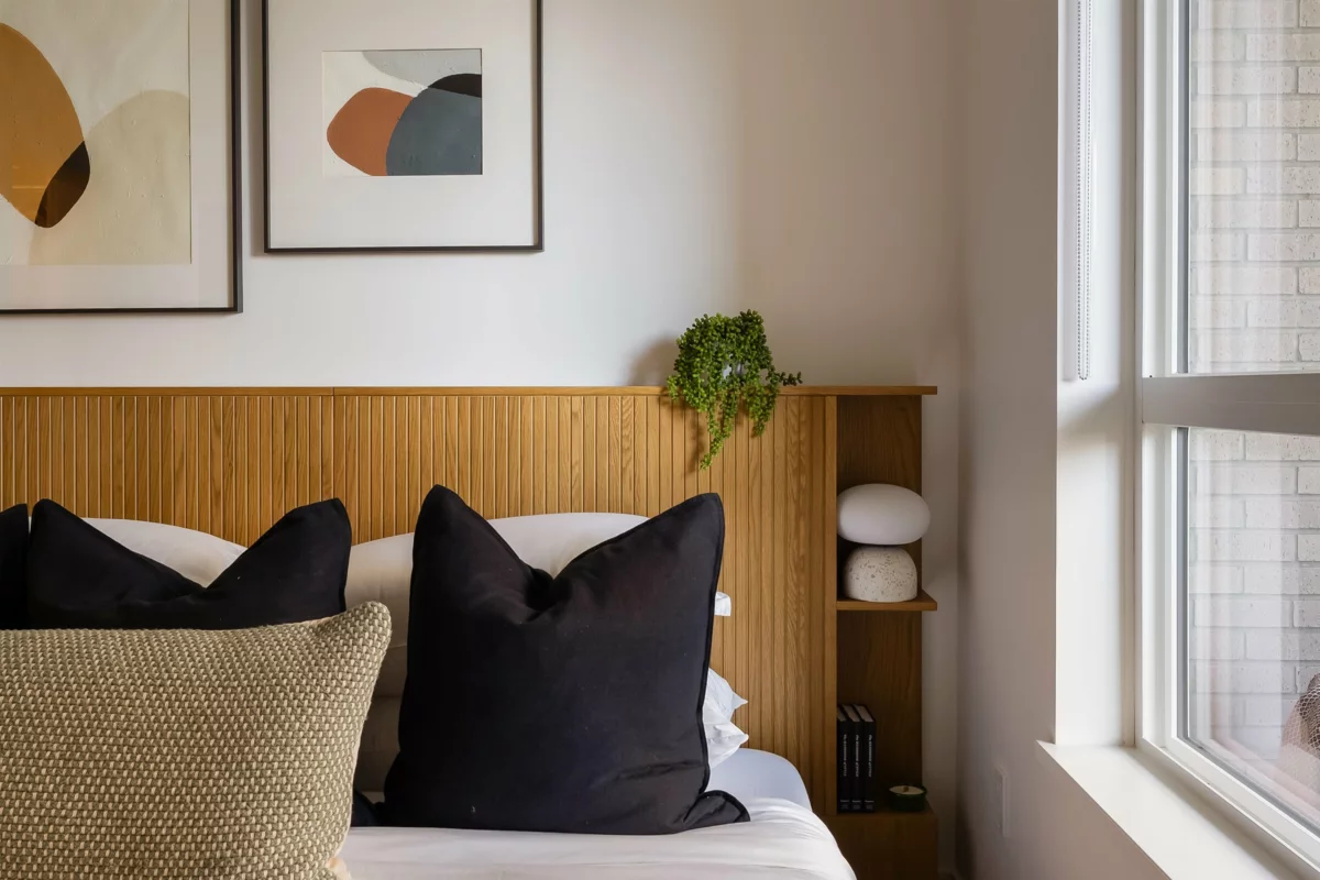 Dining Area Photo of 101 30494 Cardinal Avenue, Abbotsford, BC