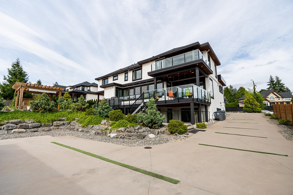 Community Amenities Photo (Clubhouse) of 5545 146 Street, Surrey, BC