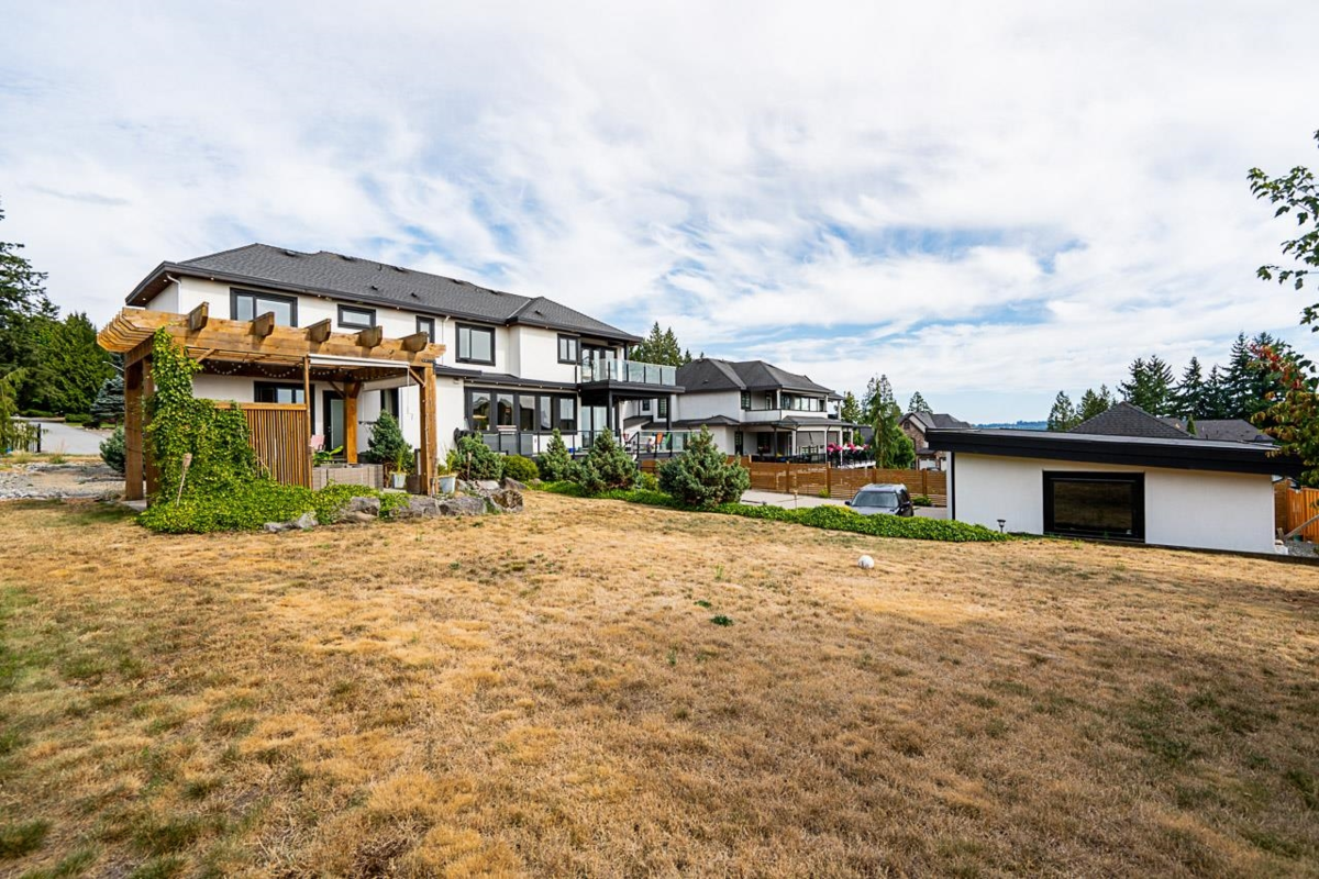 Fitness Center Photo Near 5545 146 Street, Surrey, BC