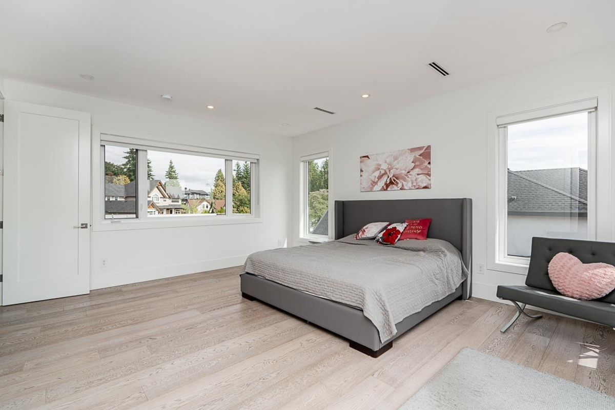 Guest Bathroom Photo of 5545 146 Street, Surrey, BC