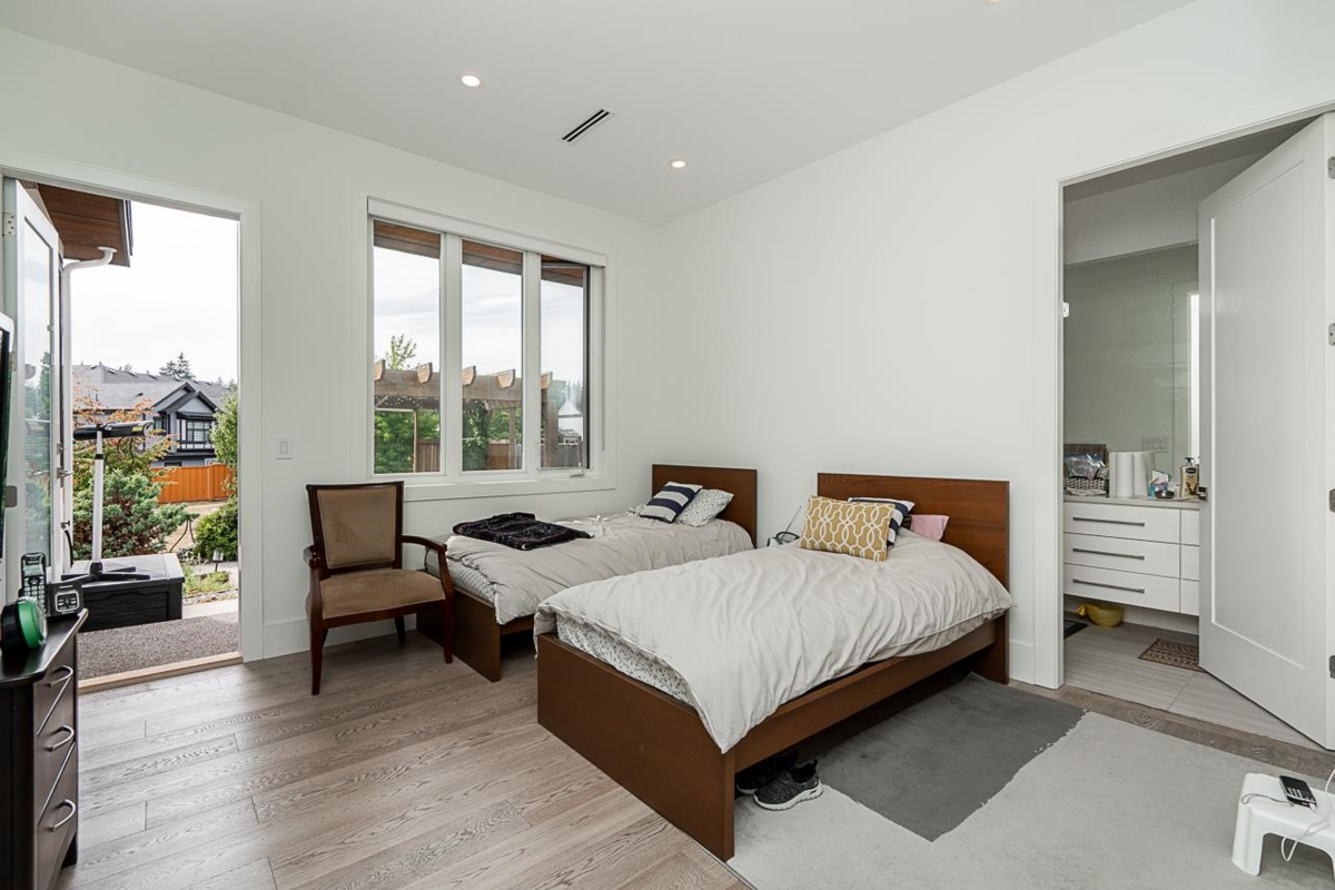 Primary Bathroom Photo of 5545 146 Street, Surrey, BC