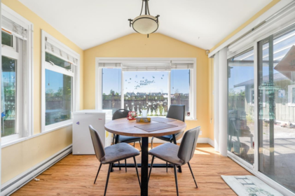 Breakfast Nook Photo of 6511 Gainsborough Drive, Richmond, BC