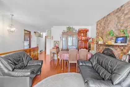 Breakfast Nook Photo of 45 N Stratford Avenue, Burnaby, BC