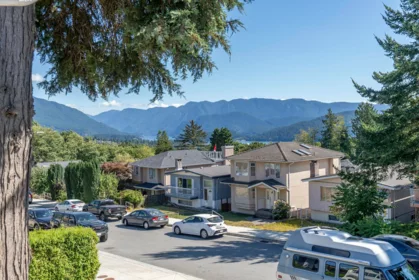 45 N Stratford Avenue, Burnaby, BC, Burnaby — Single Family Residence for sale
