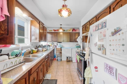Powder Room Photo of 45 N Stratford Avenue, Burnaby, BC
