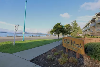 226 5160 Davis Bay Road, Sechelt, BC, Sechelt — Apartment/Condo for sale