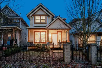 13125 108 Avenue, Surrey, BC, Whalley — 6 bed single family residence for sale