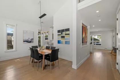 Breakfast Nook Photo of 1571 136 Street, Surrey, BC