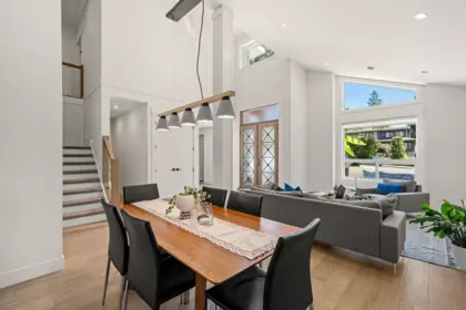 Kitchen Island Photo of 1571 136 Street, Surrey, BC