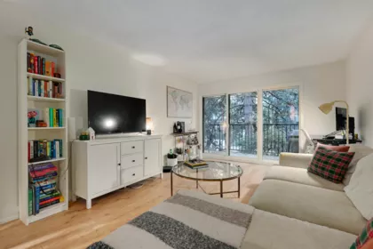 205 330 E 7th Avenue, Vancouver, BC, Vancouver — Apartment/Condo for sale