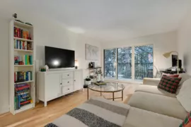205 330 E 7th Avenue, Vancouver, BC