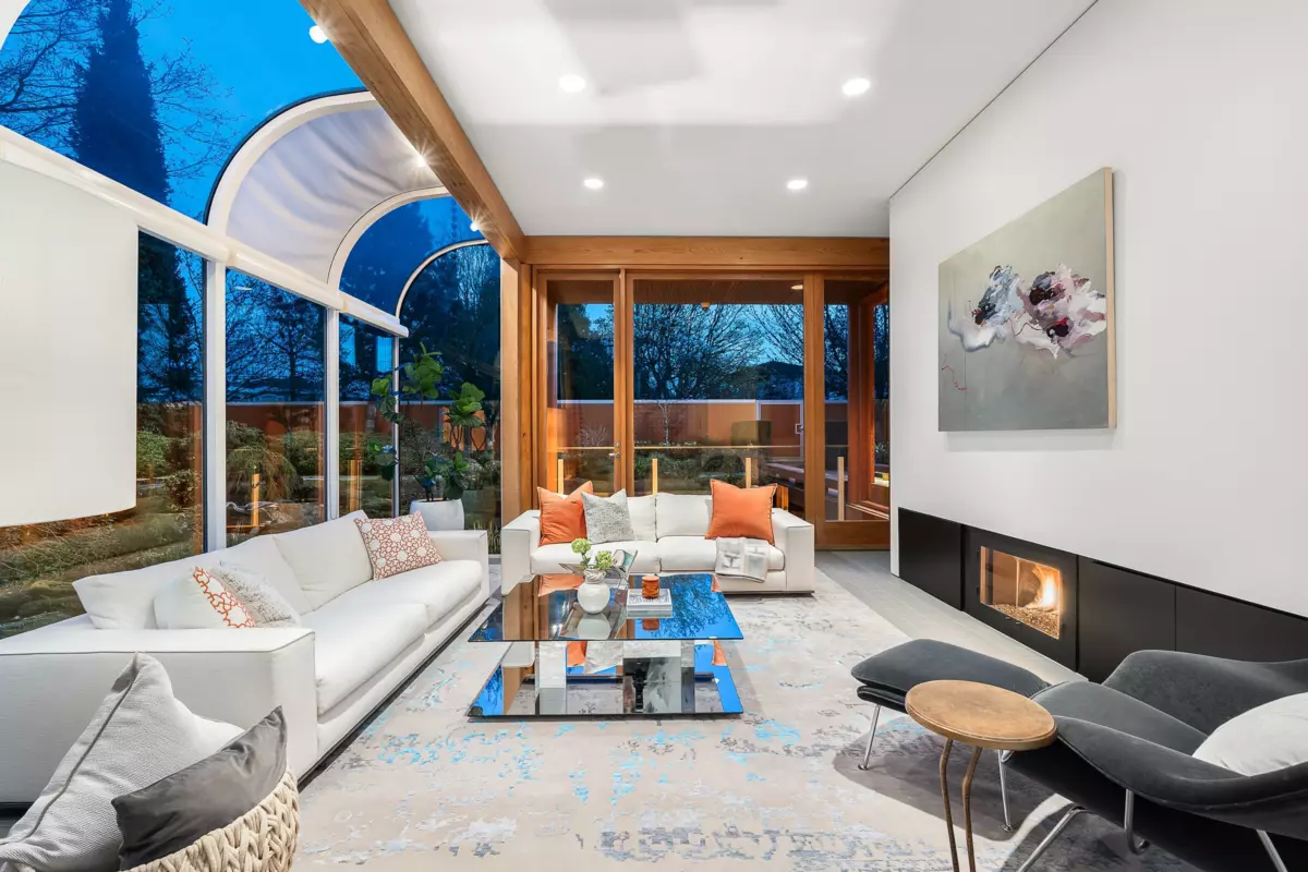 Kitchen Photo of 1299 W 57th Avenue, Vancouver, BC